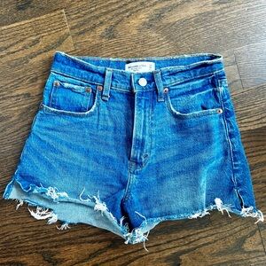 Abercrombie & Fitch The Cutoff Short - High Rise